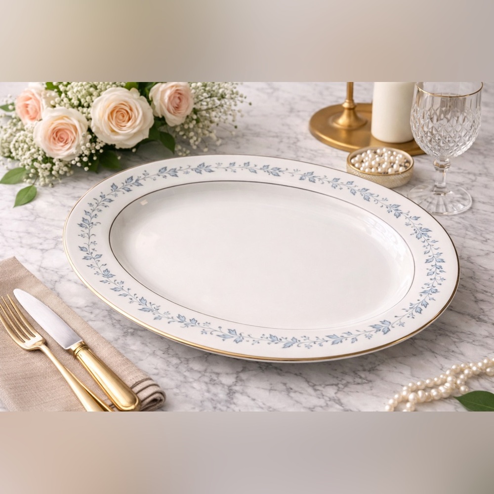 Royal Doulton “Lyric” (H4948) Oval Serving Platter – Blue Leaf Rim | Bone China